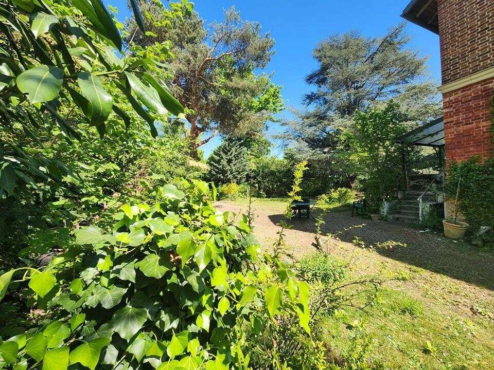 Maison à VAUCRESSON