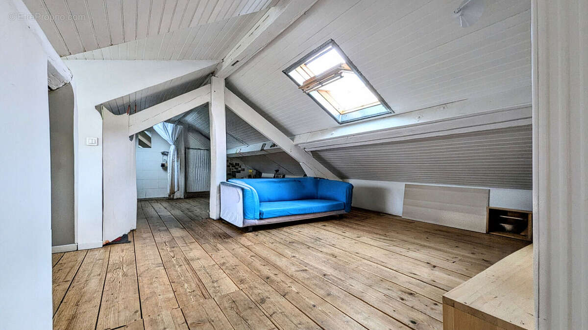Appartement Duplex Saint Denis 5 pièce(s) 122,72 m2 - photo 9
