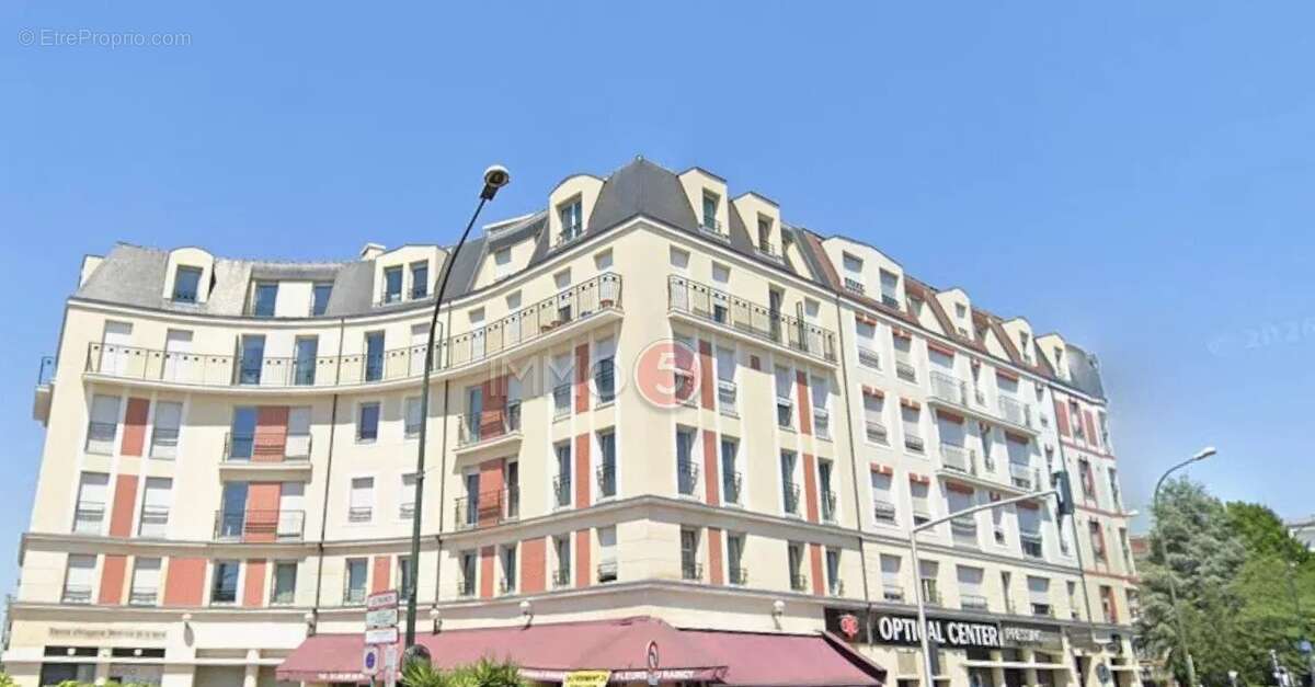 Appartement à LE RAINCY