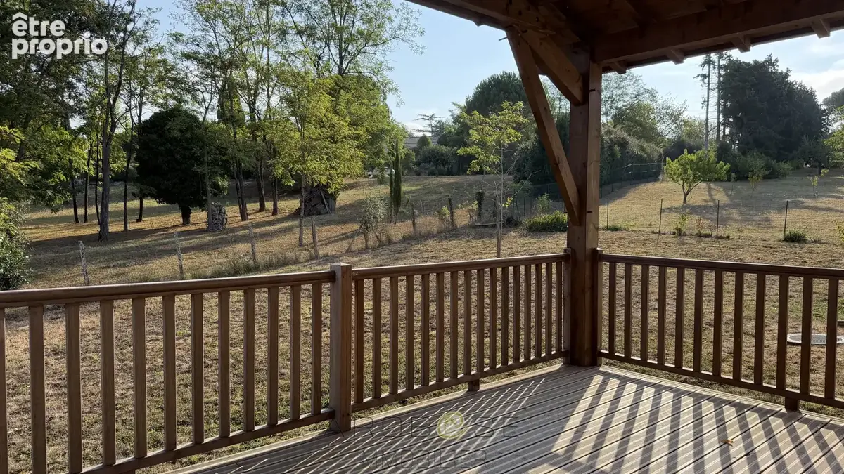 Villa contemporaine de plain-pied avec garage et jardin . - photo 5