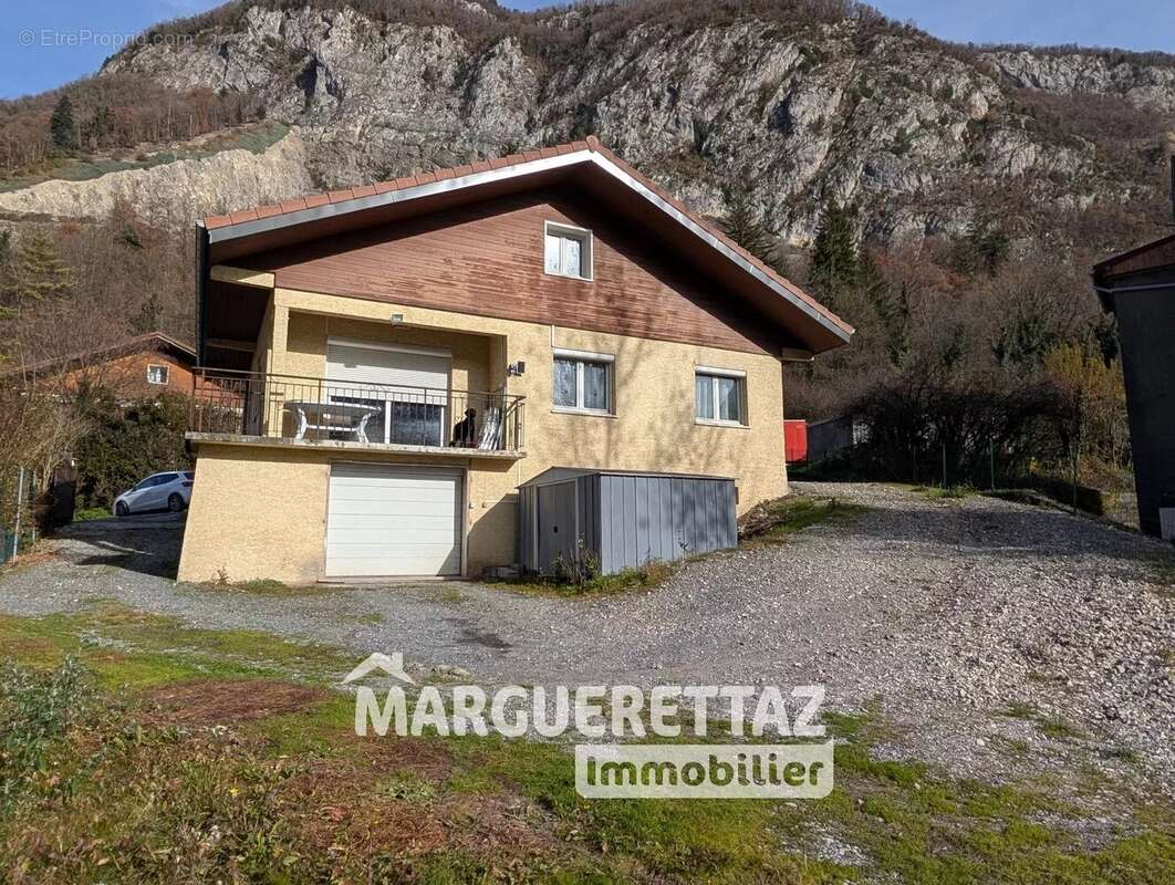 Maison à SAINT-JEOIRE