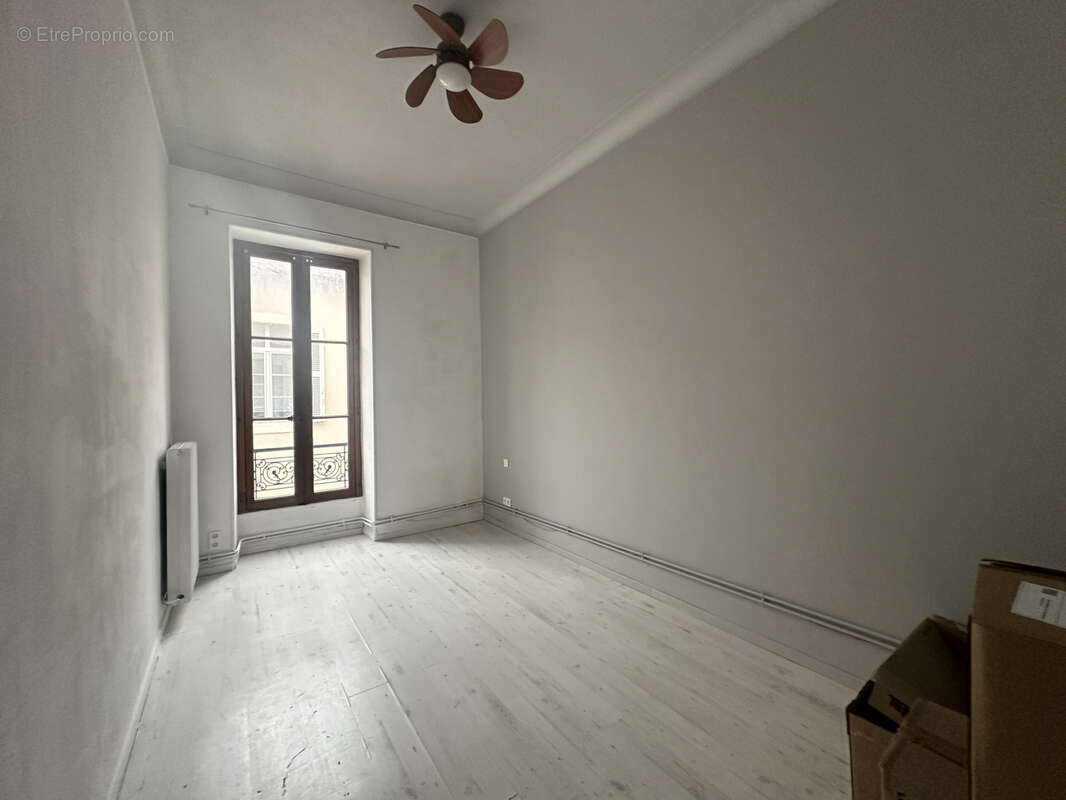 Appartement à NIMES