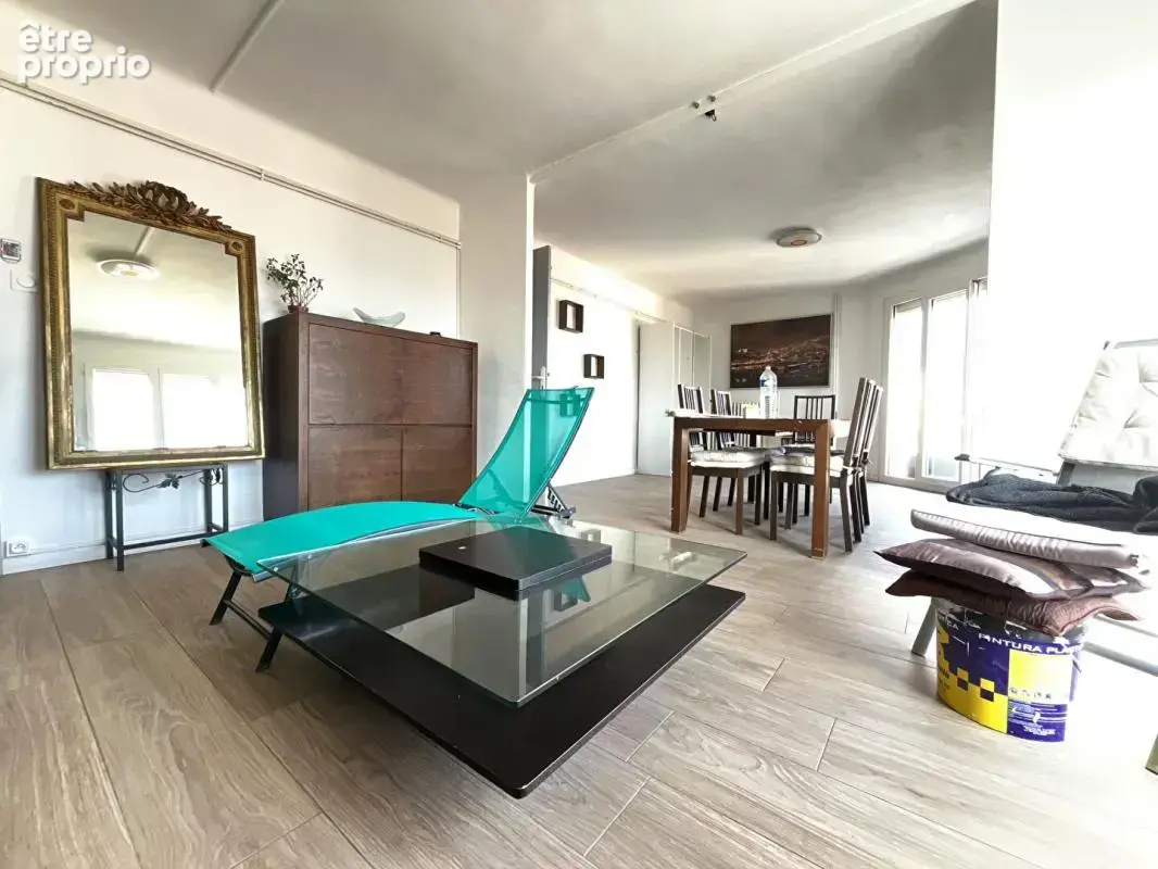 Magnifique appartement T4 de 116 m² avec roof top de 45 m² avec une vue imprenable au 5 ème et dernier étage - photo 9