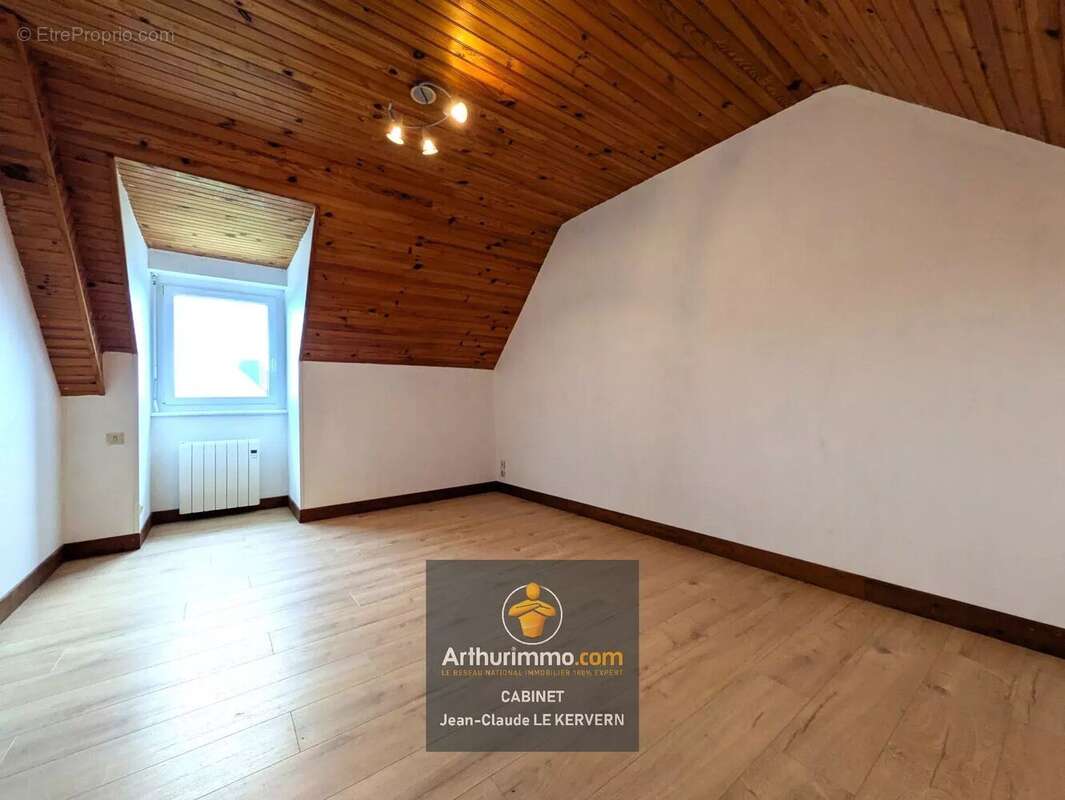 Maison à SAINT-DONAN