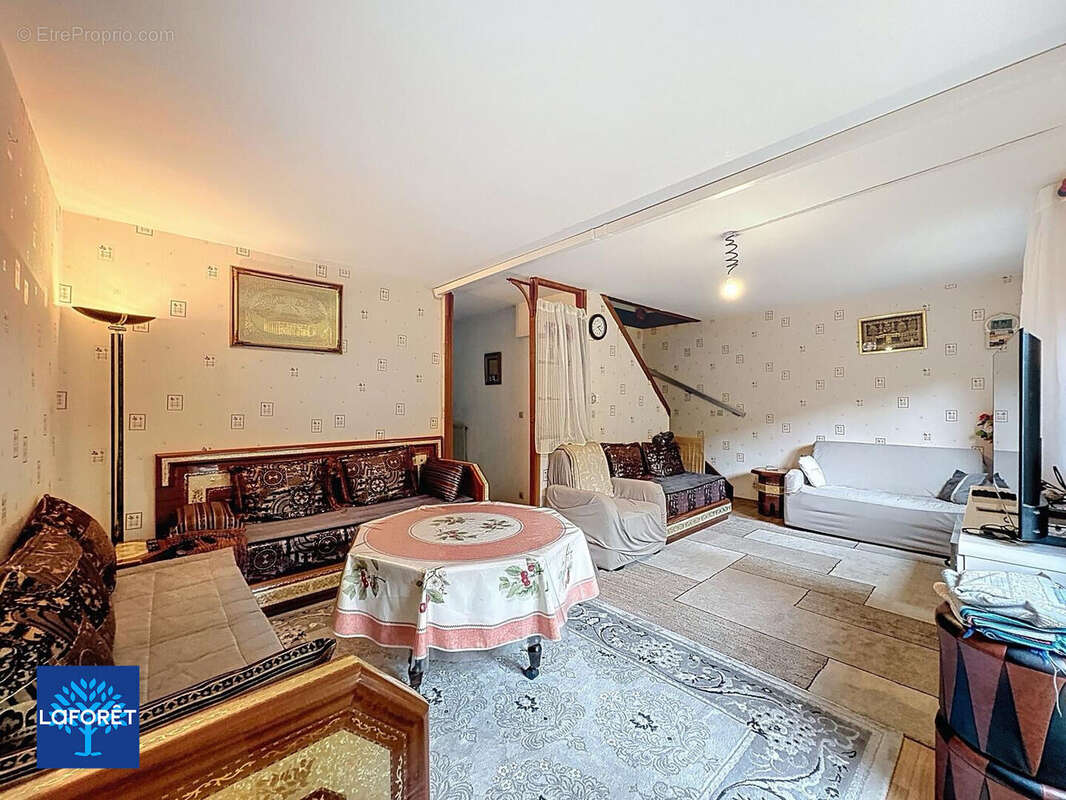 Maison Evry Courcouronnes 4 pièces 81.01m² + terrain 99m² - photo 2