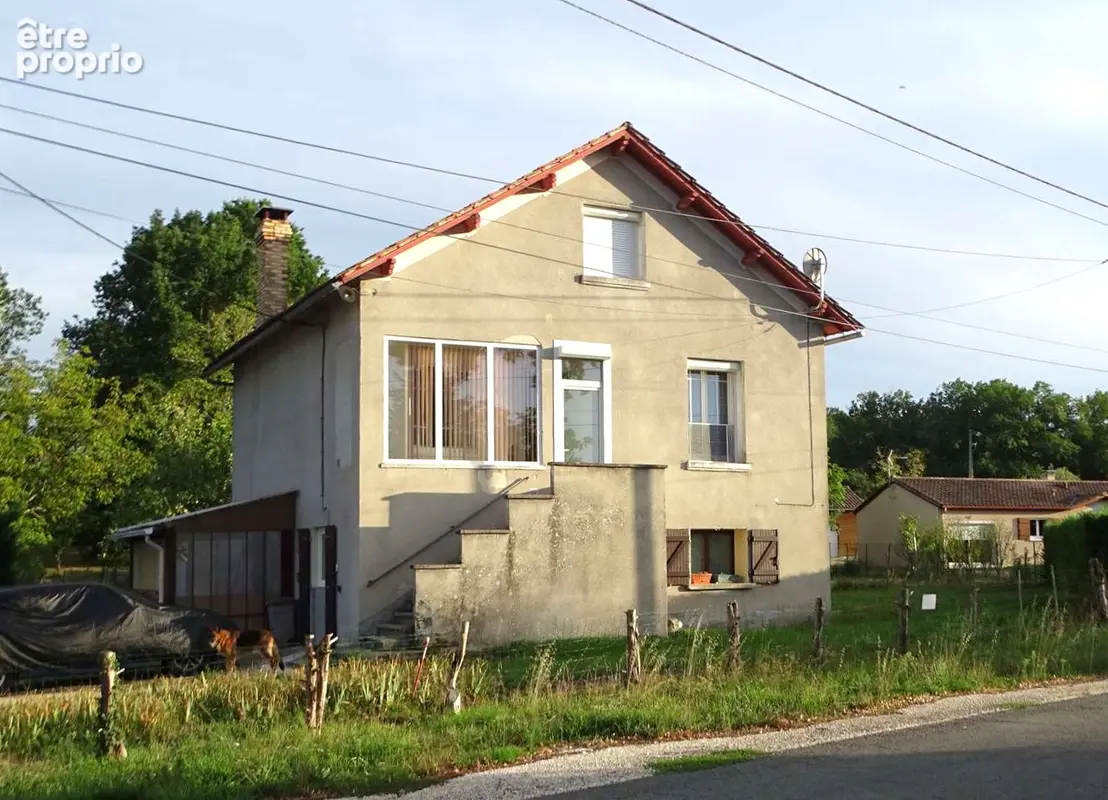 Maison Neuvic 7 pièce(s) 148 m2 - photo 1