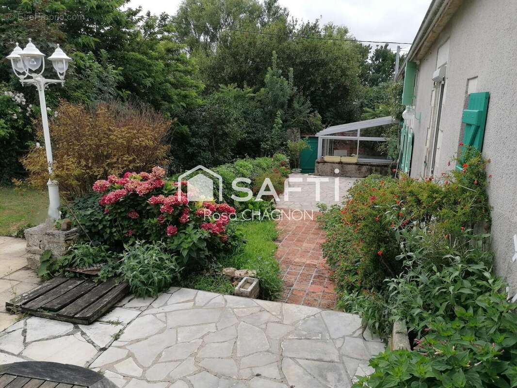 Photo 2 - Maison à CHAILLE-LES-MARAIS