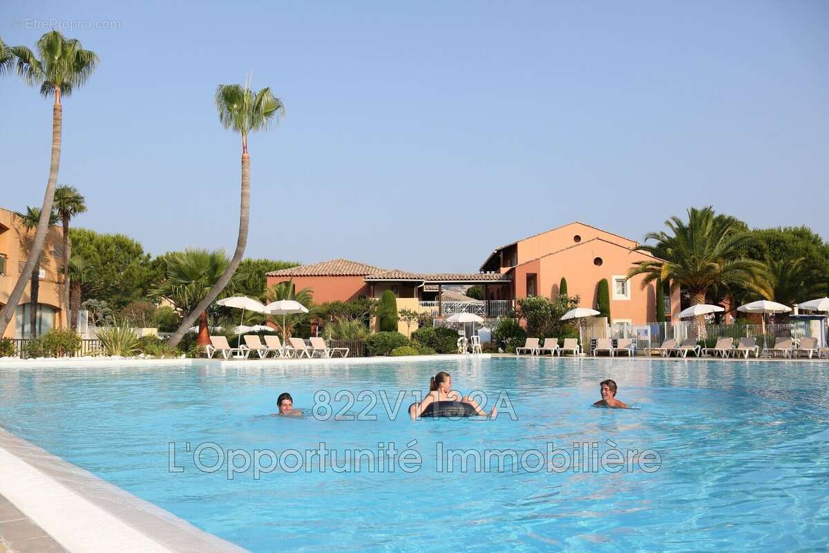 Appartement à MANDELIEU-LA-NAPOULE