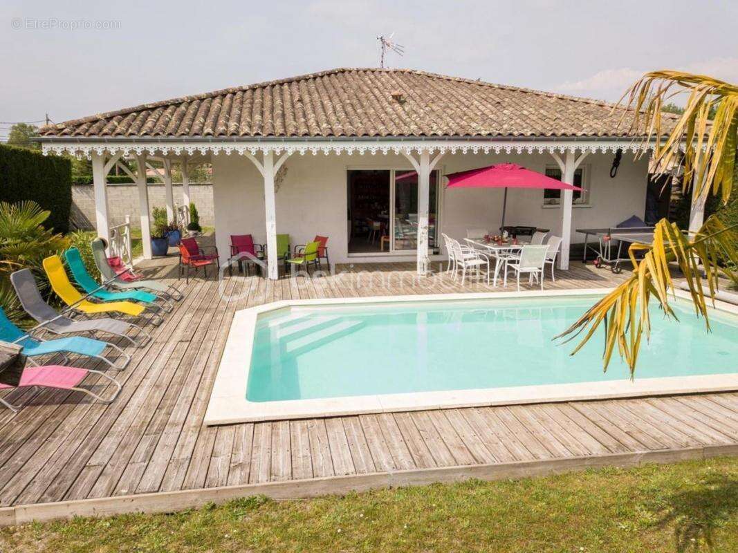 Maison à MIOS