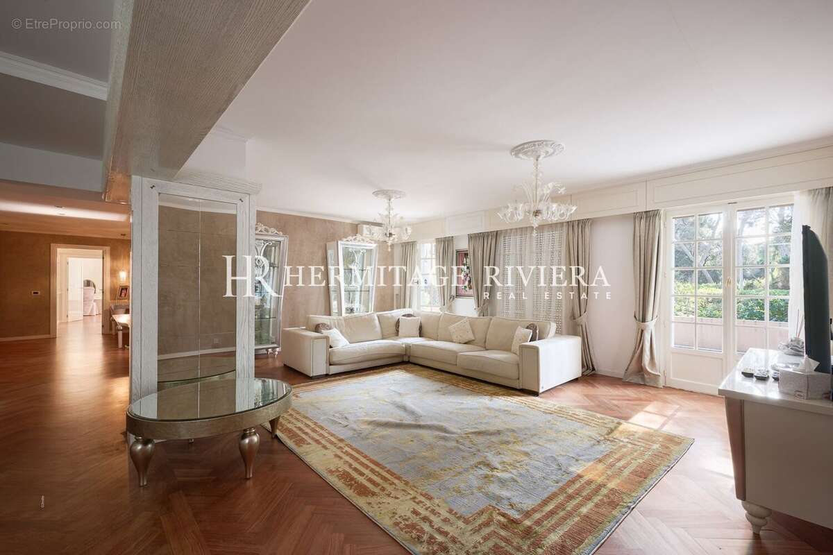 living room 2 of villa for sale in Cap-Martin