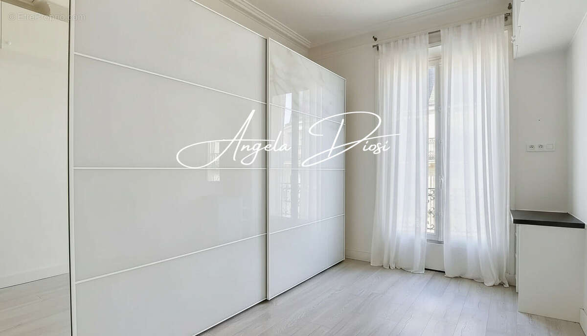 Appartement à PARIS-12E