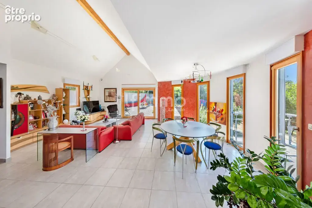 Maison d'exception et son vaste jardin arboré - photo 5