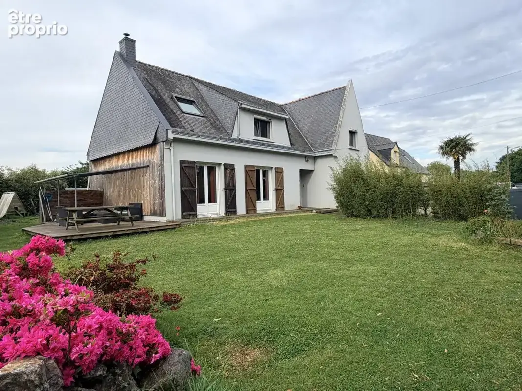Maison à DONGES