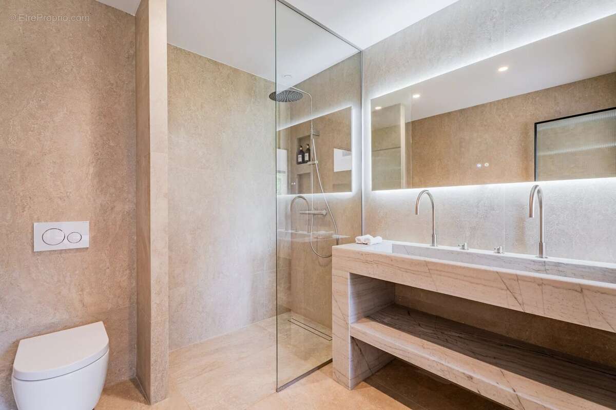Maison à ROQUEBRUNE-CAP-MARTIN