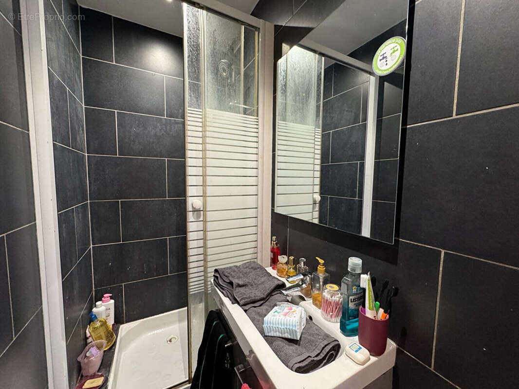 Appartement à AUBERVILLIERS