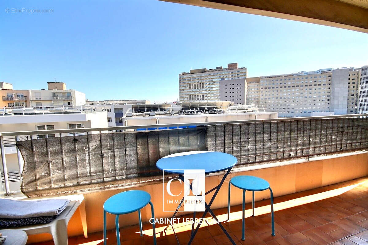 T1/2 en Dernier étage avec Balcon à Marseille 5e La Timone - photo 5