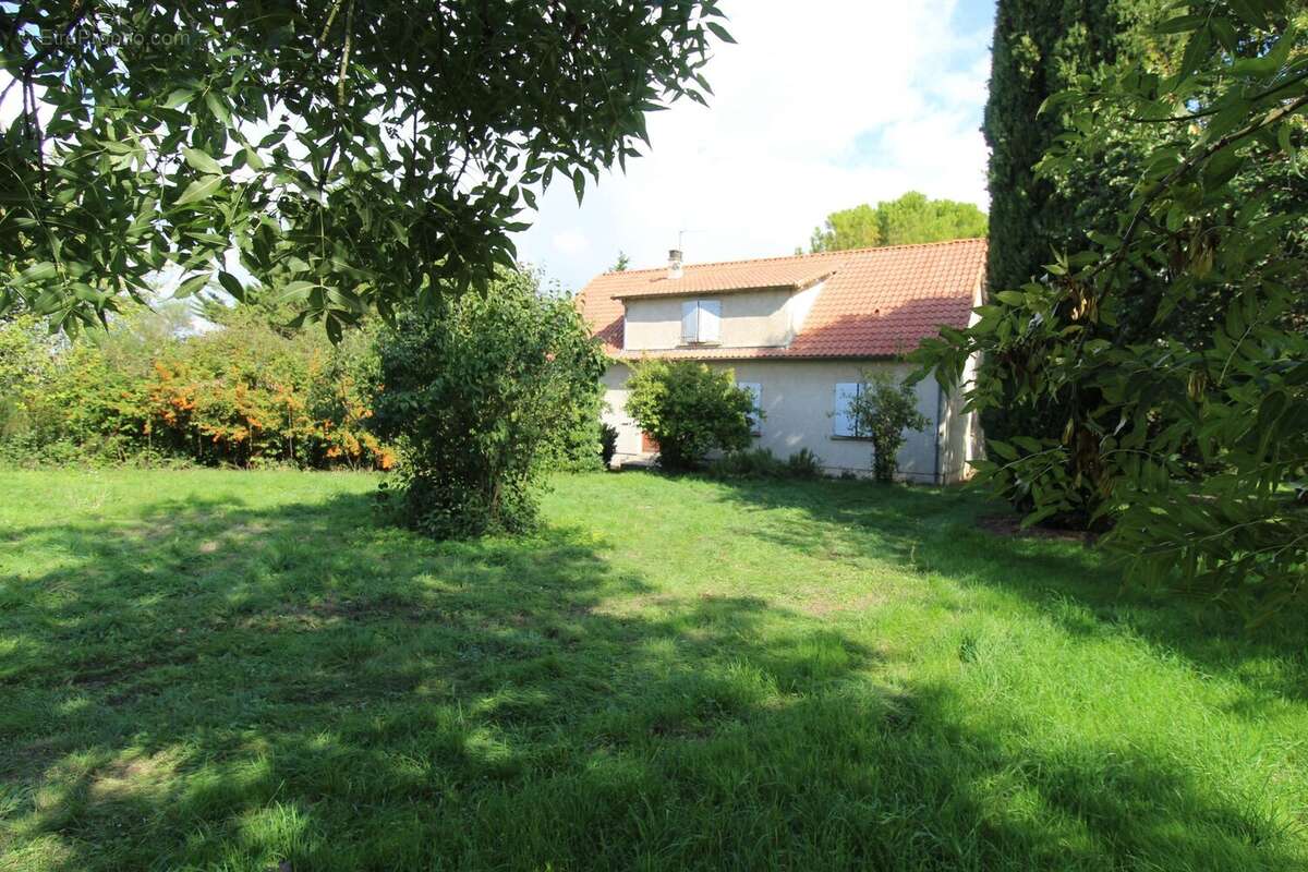 Maison à SAINT-HILAIRE-LA-PALUD