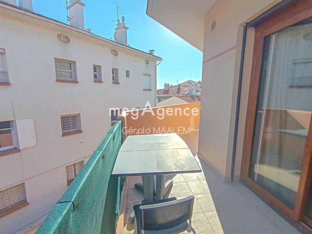 Appartement à FREJUS