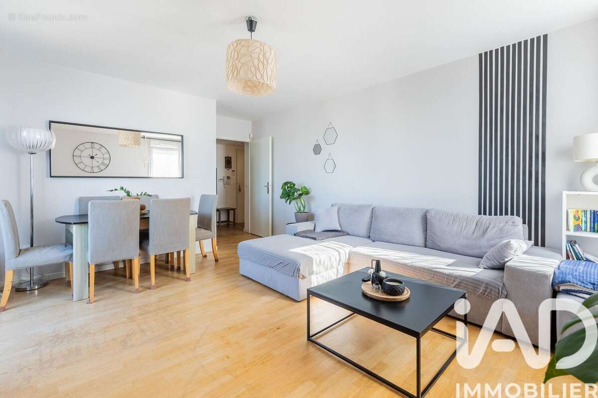 Photo 2 - Appartement à VIRY-CHATILLON