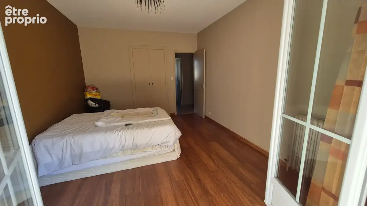 Pavillon Plain-Pied sur terrain clos et arboré, 3 chambres, proche bus et commerces - photo 14