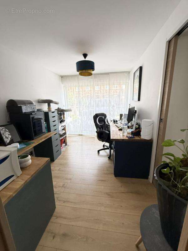 Maison à OSTRICOURT