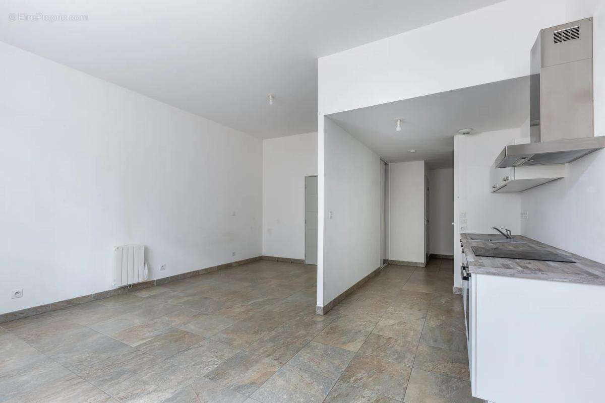 Lyon 5e – 42 m² – Lieu de vie moderne et serein - photo 4