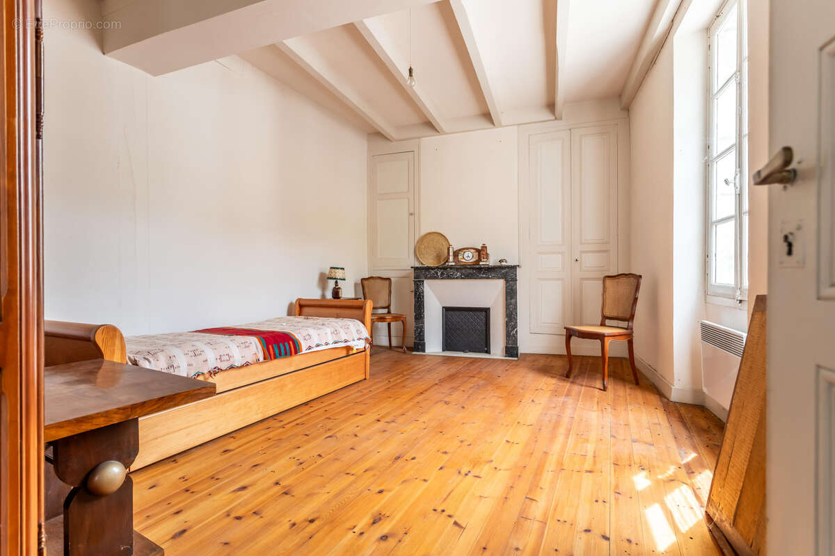 Maison à SAINT-MAURIN