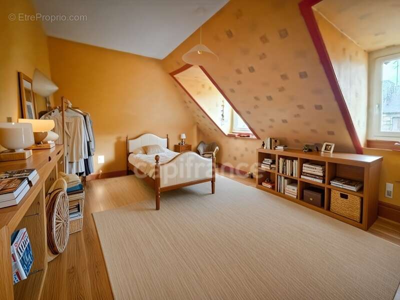 Maison à LE RELECQ-KERHUON