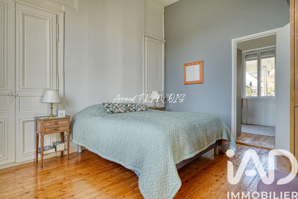 Photo 3 - Maison à CHANTELOUP-LES-VIGNES