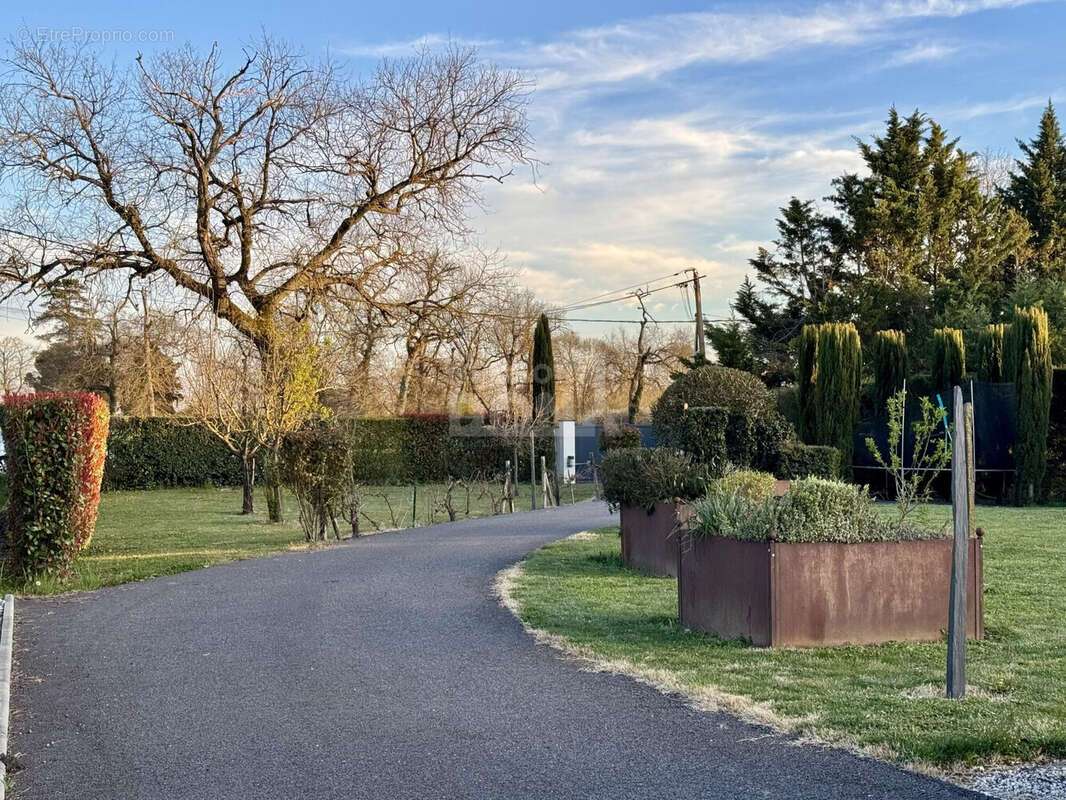 Maison à SAINT-JORY