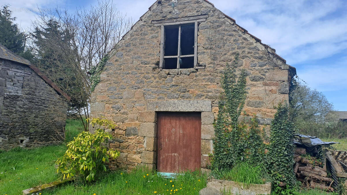 Maison à BEGARD