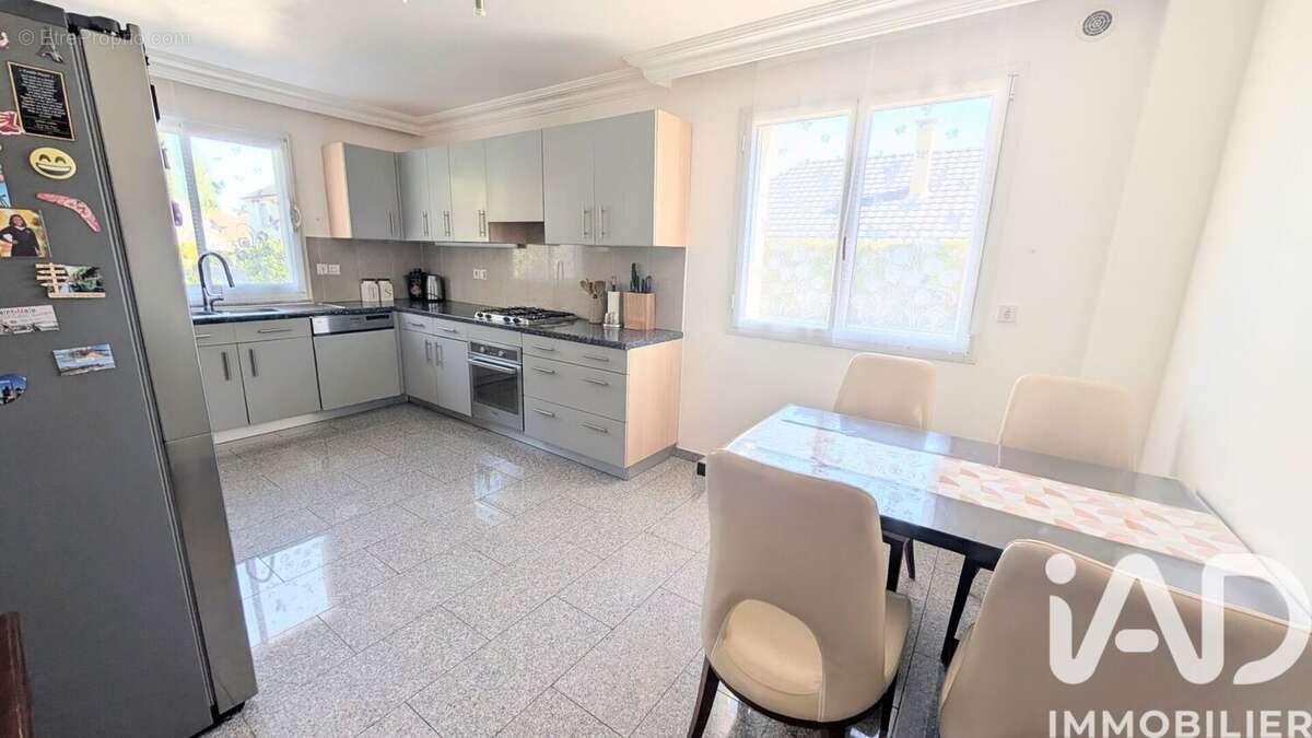 Photo 8 - Maison à CORMONTREUIL