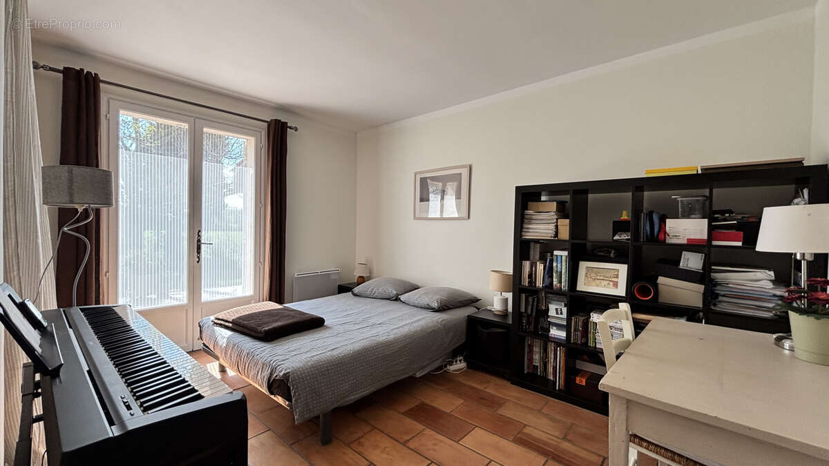 Maison à MORIERES-LES-AVIGNON