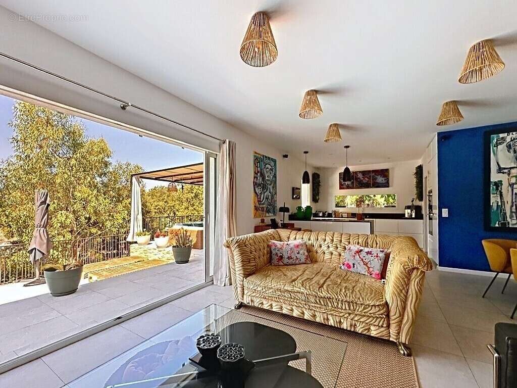 Villa contemporaine 128 m² (2017) - Piscine - Prestations de qualité - Aucun travaux - photo 7