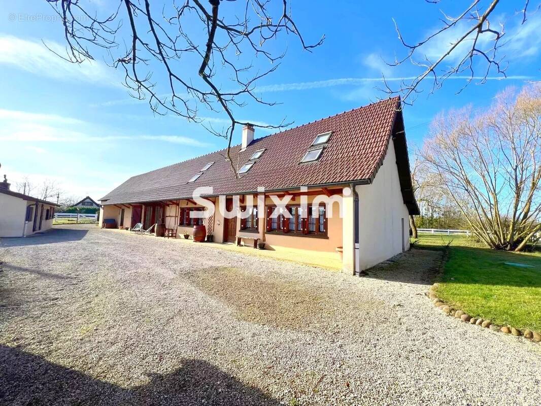 Maison à SAINT-GERMAIN-DU-BOIS
