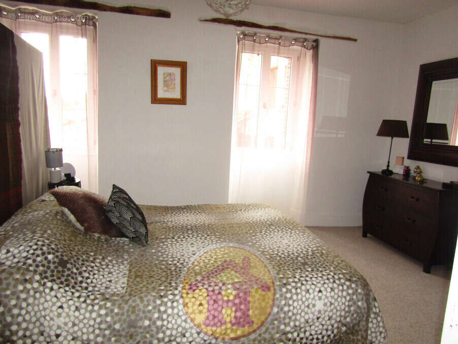 Maison à ROCHECHOUART