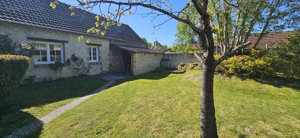 Maison à LA FERTE-ALAIS