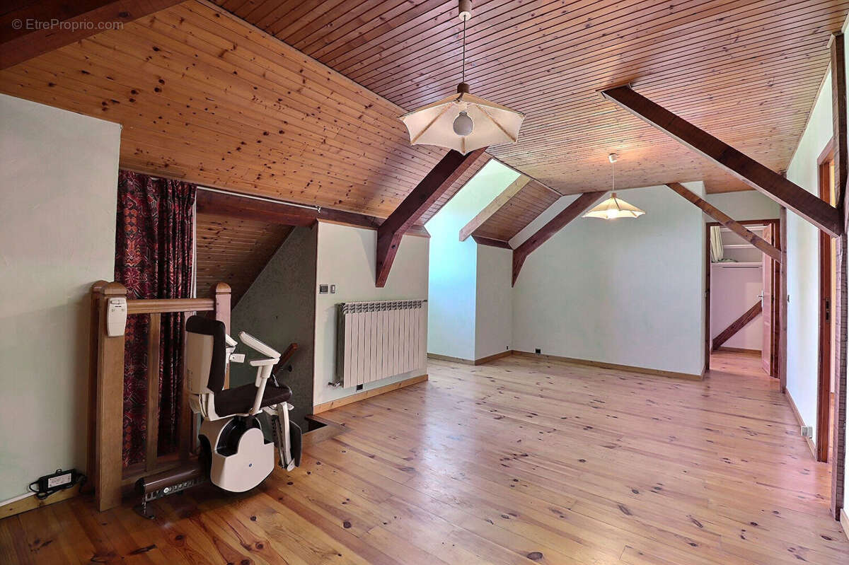 Maison à CHAPAREILLAN