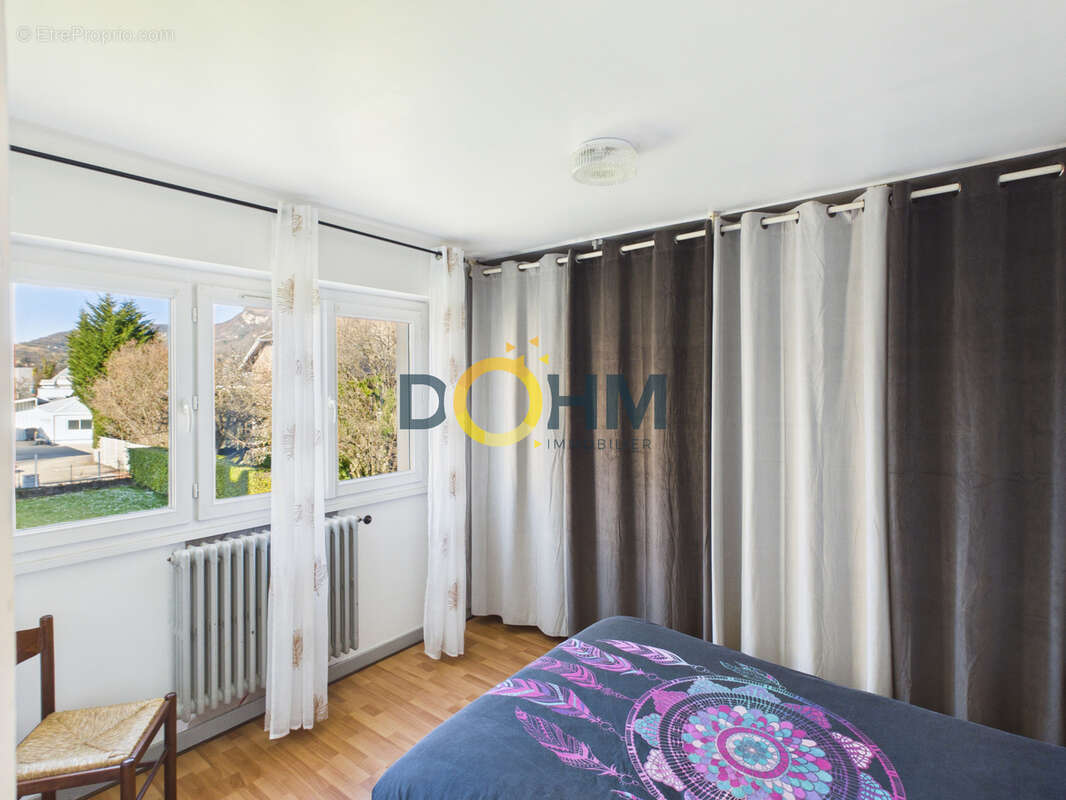 Appartement à BARBERAZ