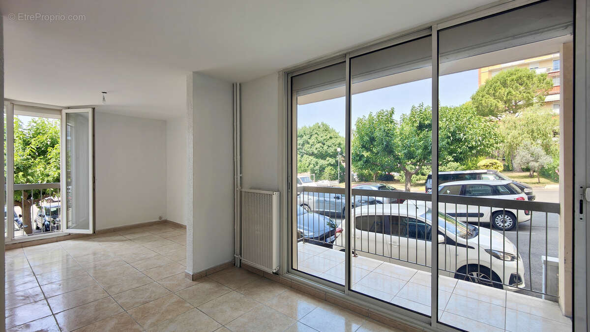 Appartement à MARSEILLE-10E