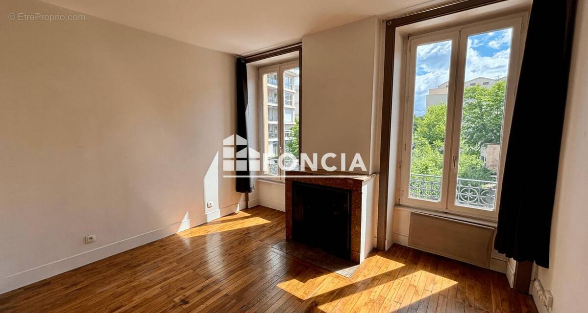 Appartement à LYON-7E