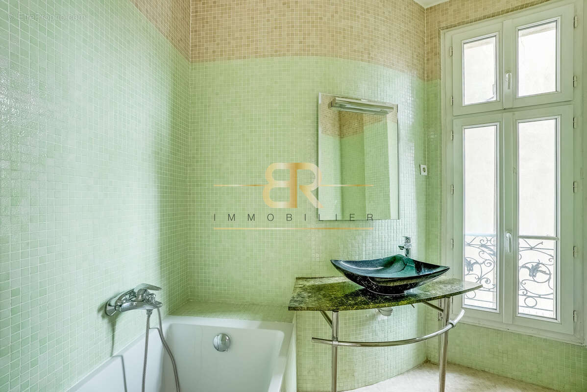 Appartement de 4 pièces / Suresnes - photo 10