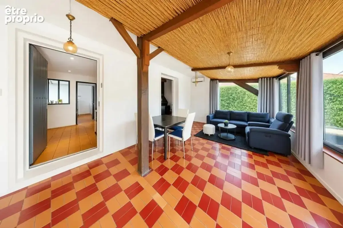 Maison de 6 pièces - 4 chambres de 155 m² à Chéroy - photo 7