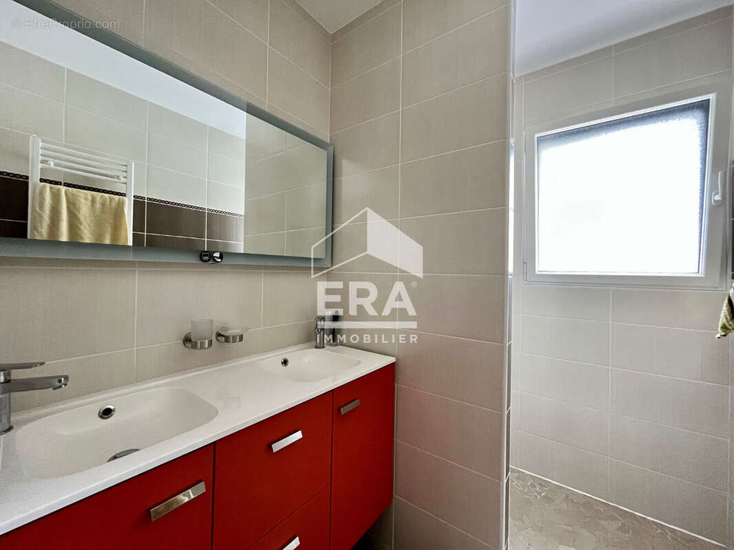 Maison à SAINT-PIERRE-DU-MONT