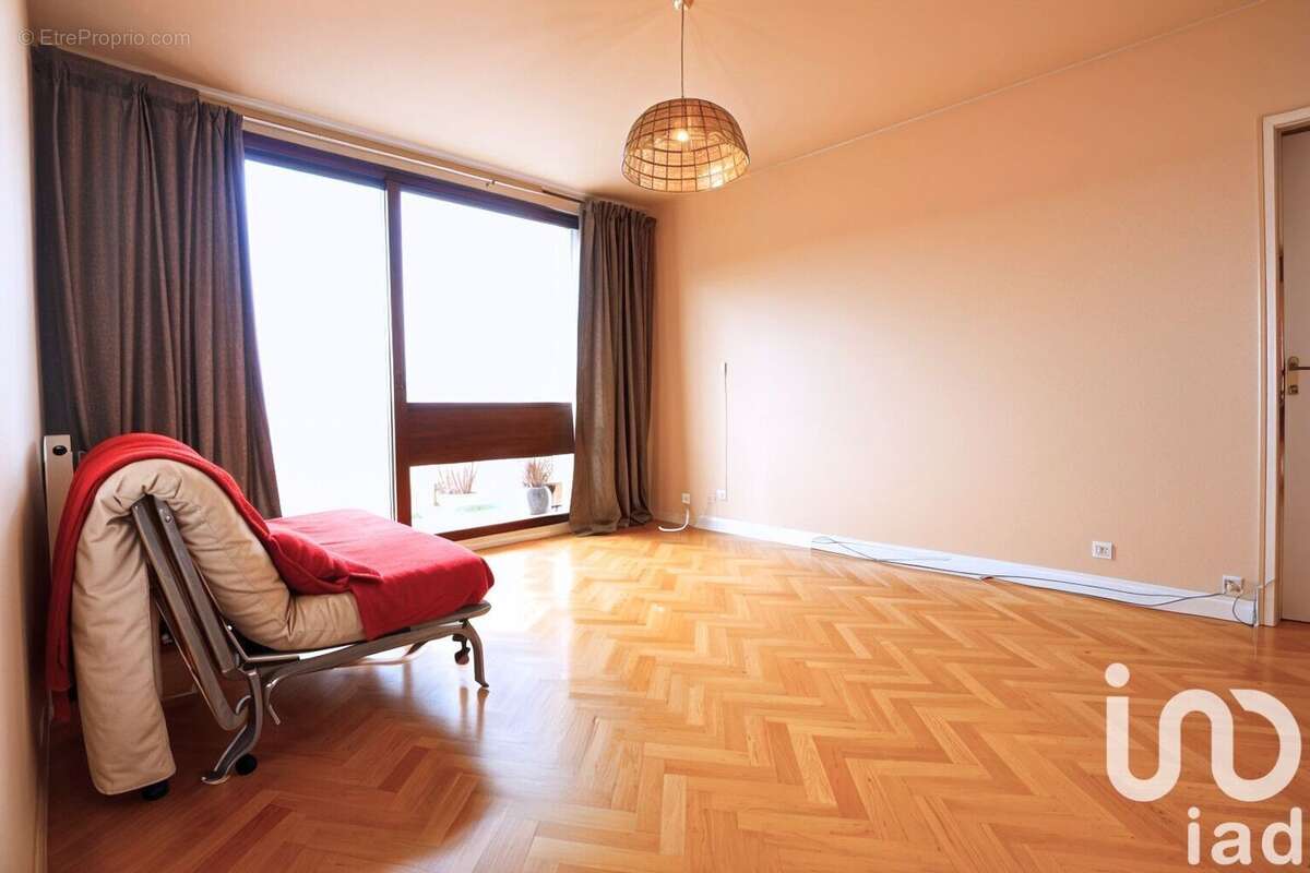 Photo 3 - Appartement à SAINT-DENIS