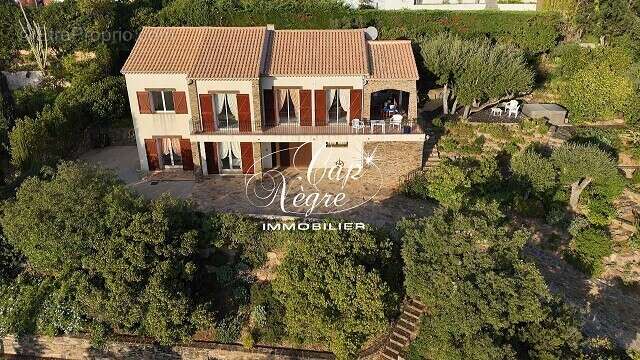 Maison à CAVALAIRE-SUR-MER