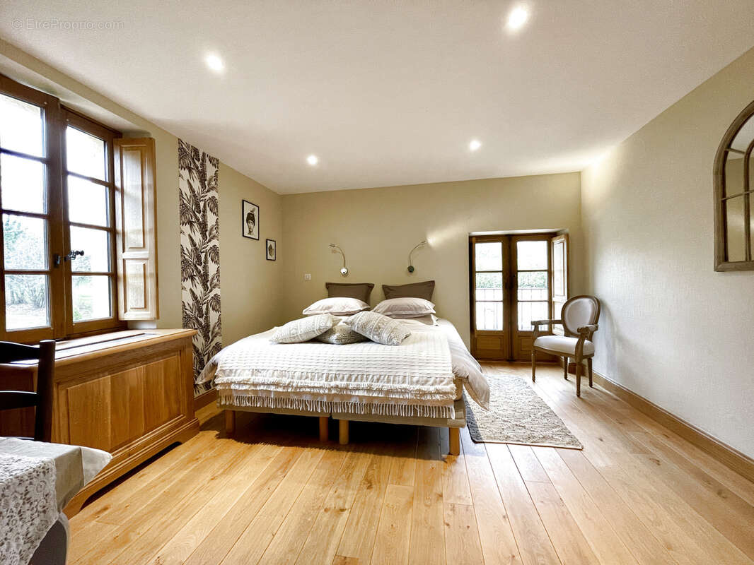 Maison à BEAUMONT-DU-PERIGORD