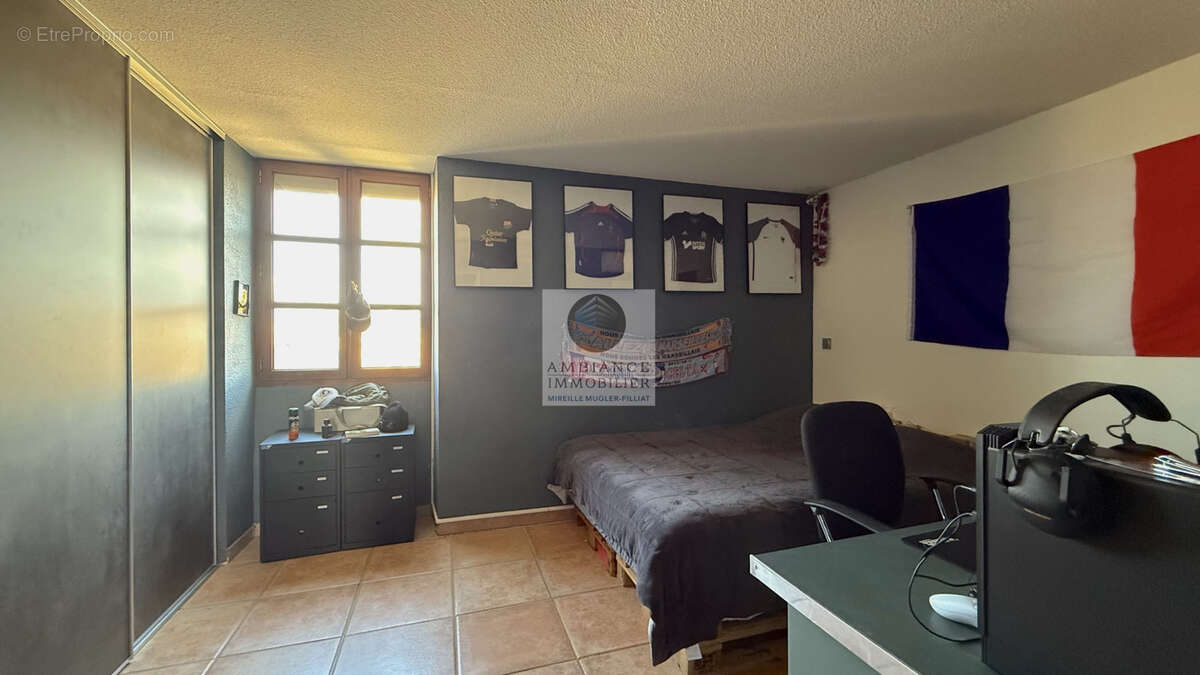 Appartement à LIVRON-SUR-DROME