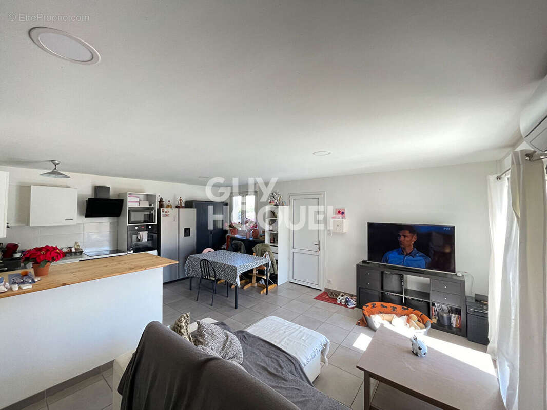 Maison à PARENTIS-EN-BORN