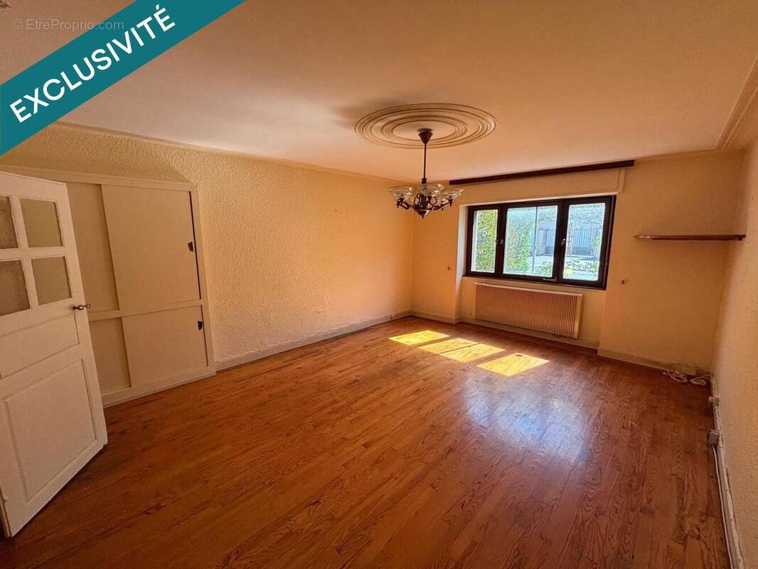 Maison 103 m² à Berthelming  - photo 7